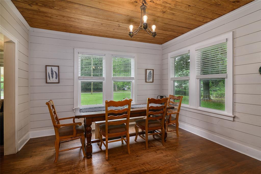 208 Louisiana Street Property Photo 7