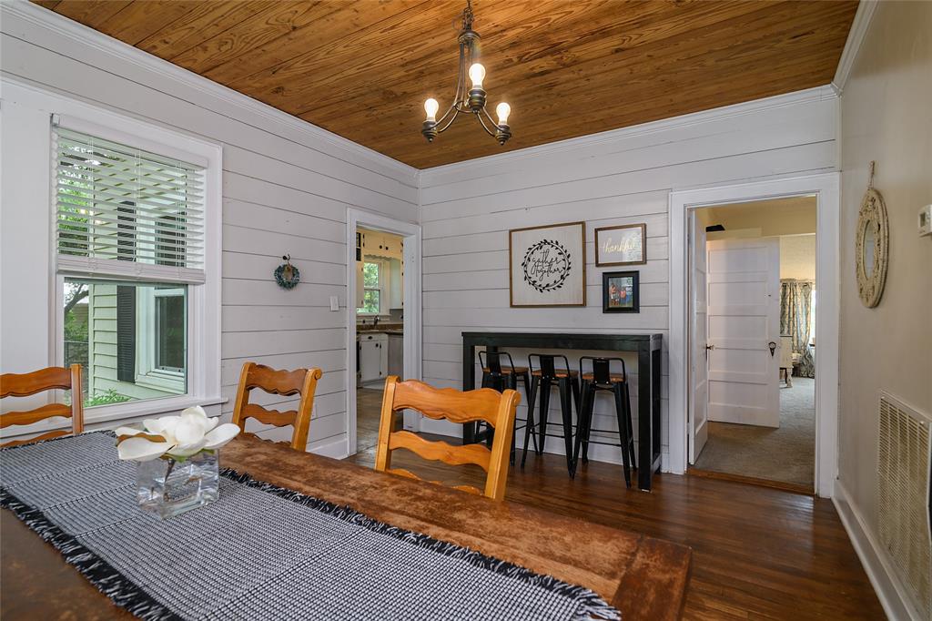 208 Louisiana Street Property Photo 8