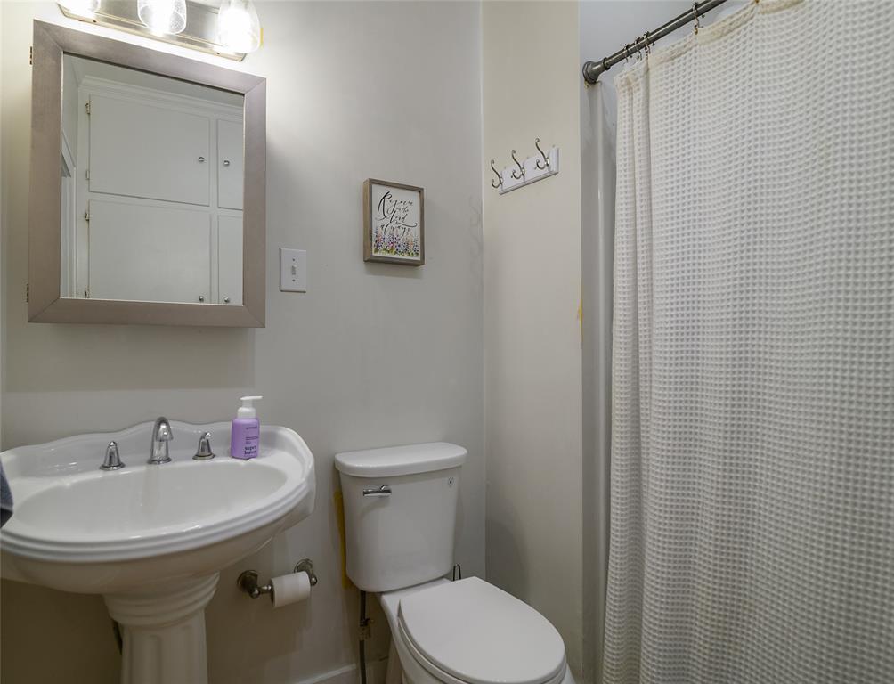 208 Louisiana Street Property Photo 15
