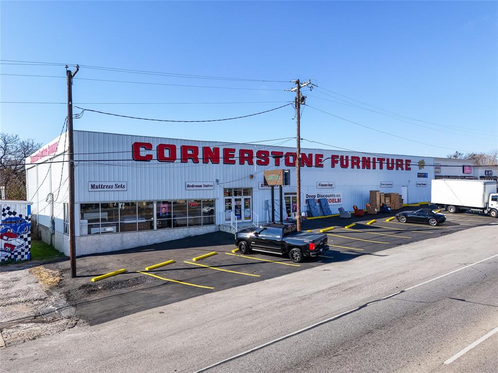 2615 Jacksboro Highway Property Photo 1