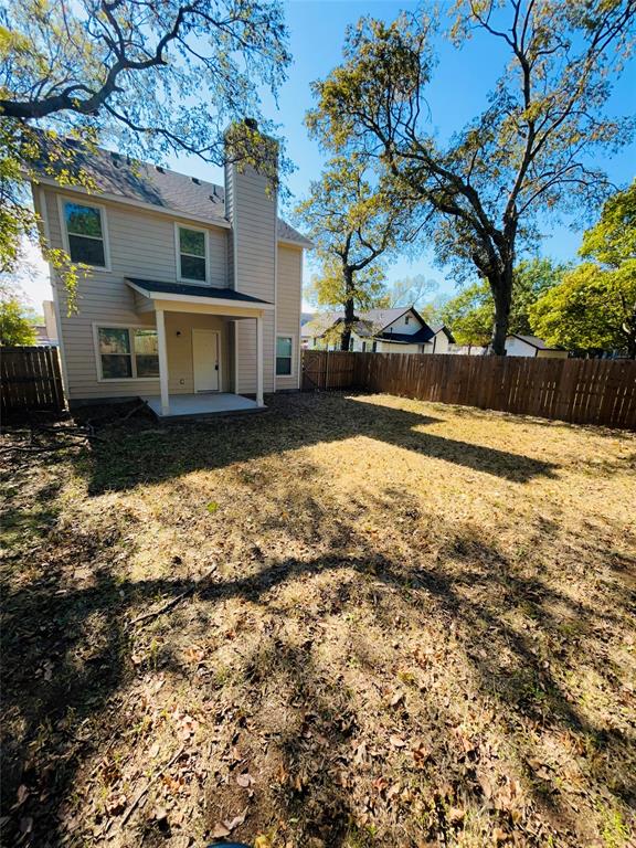 103 E 15th Street Property Photo 2