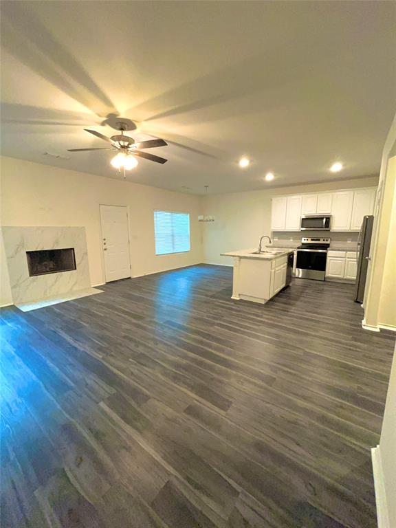 103 E 15th Street Property Photo 4