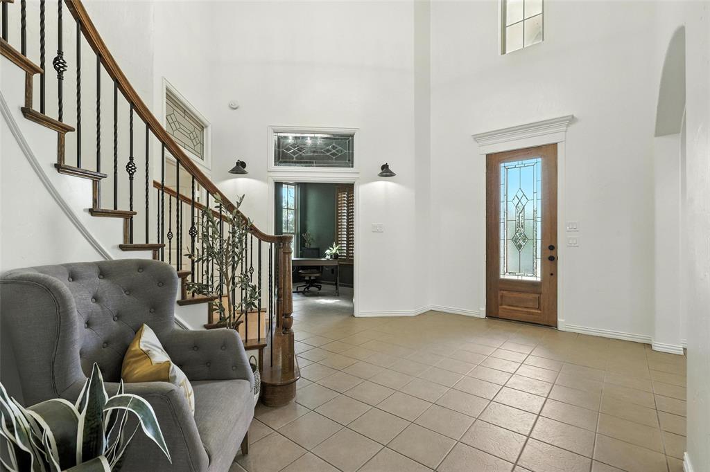 381 Creek Bend Drive Property Photo 3