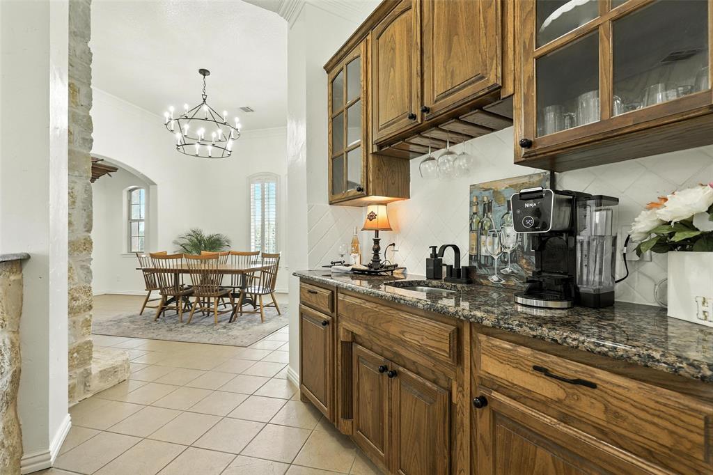381 Creek Bend Drive Property Photo 5