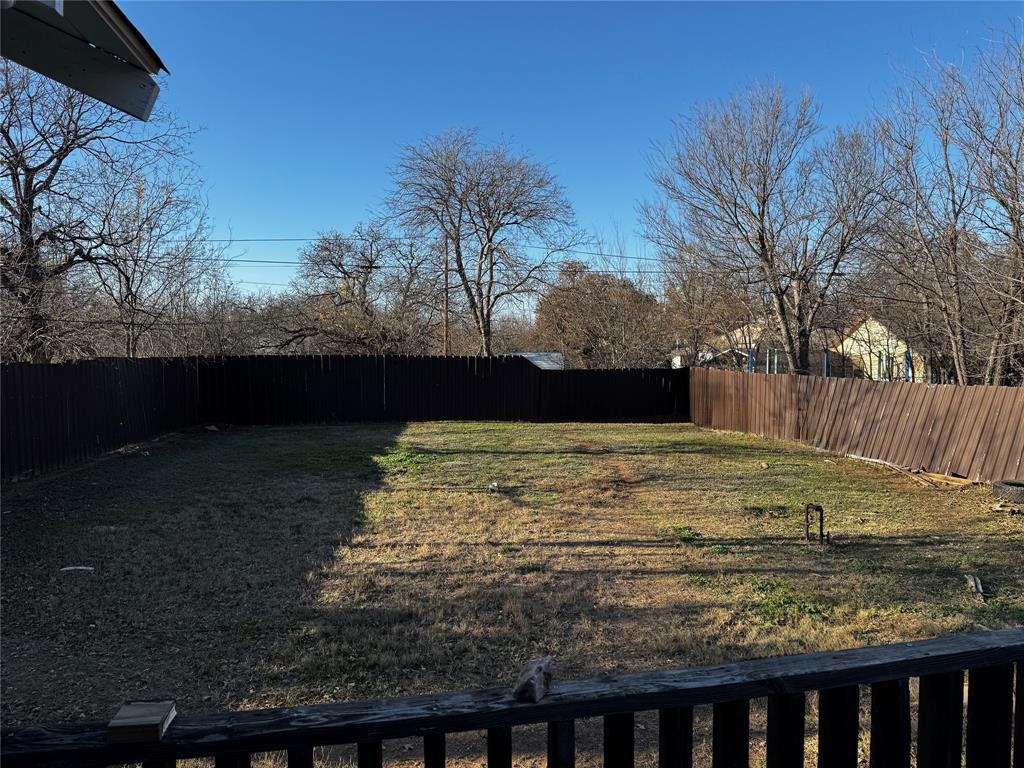 1805 Avenue D Property Photo 9
