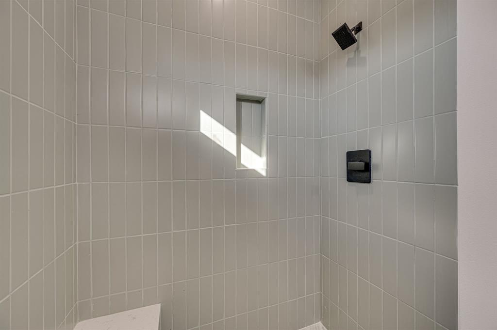 413 Caro Drive Property Photo 18