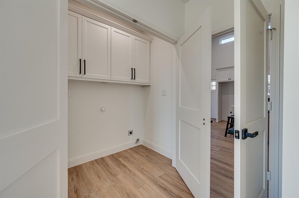 413 Caro Drive Property Photo 25