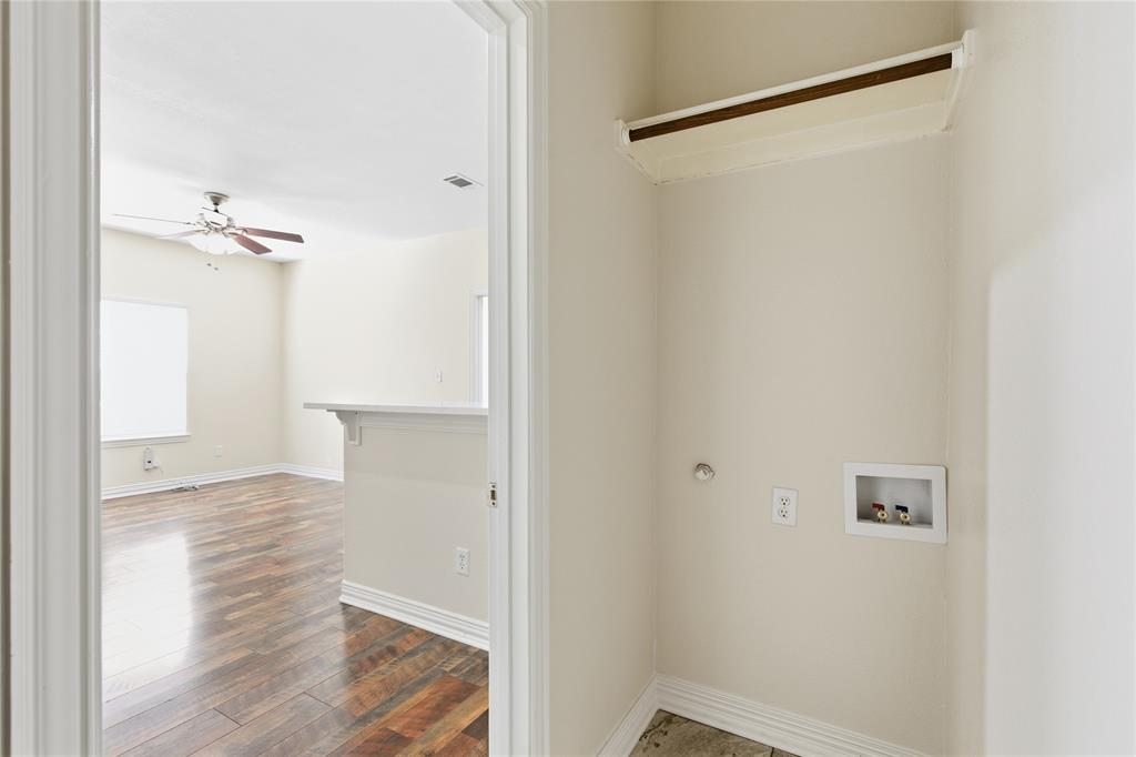 609 E Mcgee Street 609 Property Photo 11