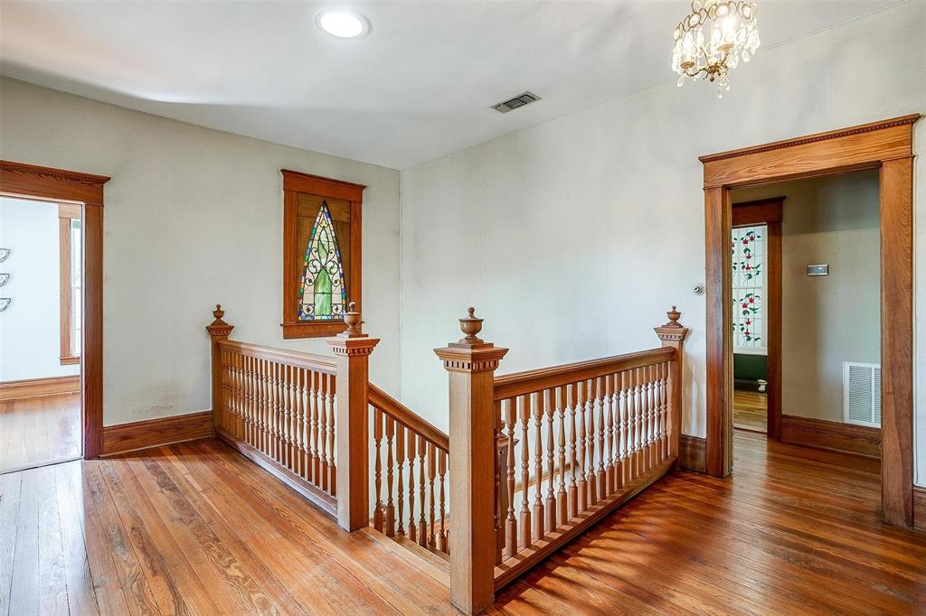 708 S Waco Street Property Photo 17