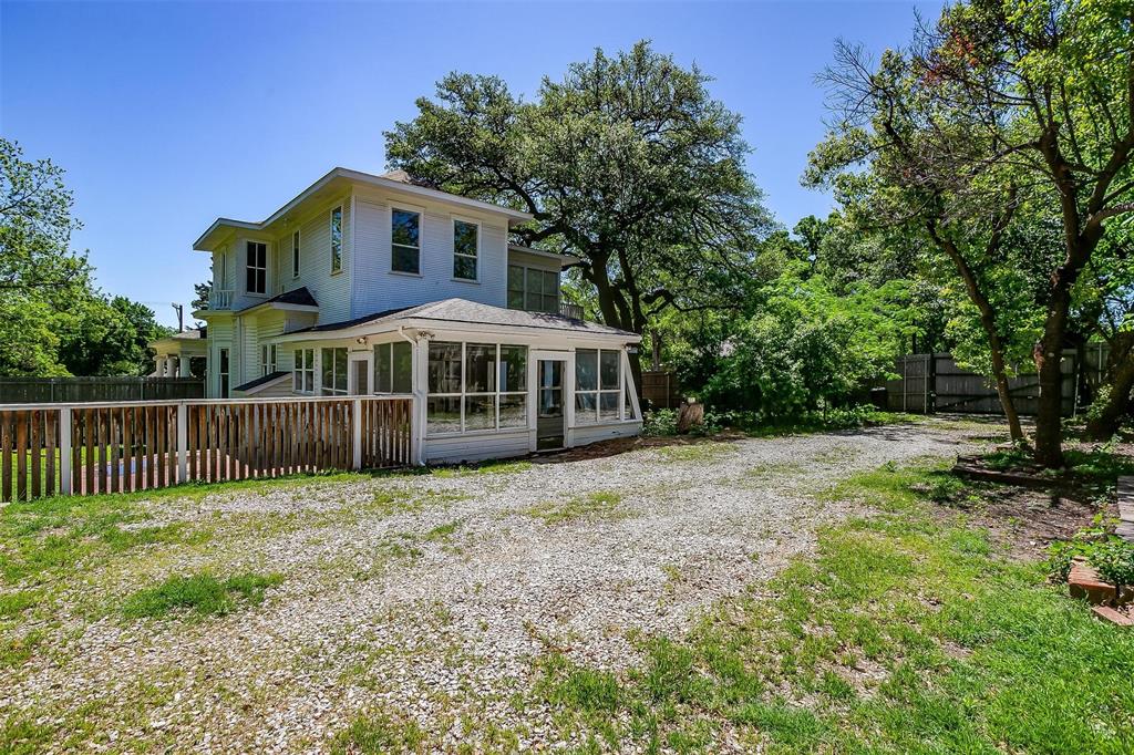 708 S Waco Street Property Photo 33