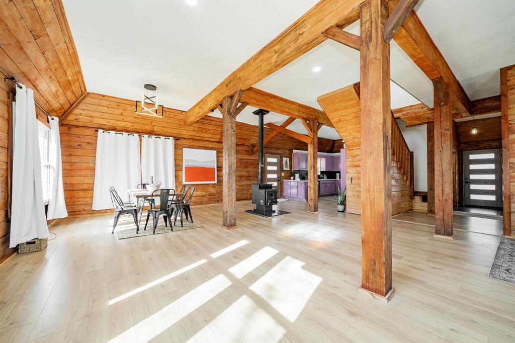 691 Bear Road Property Photo 11