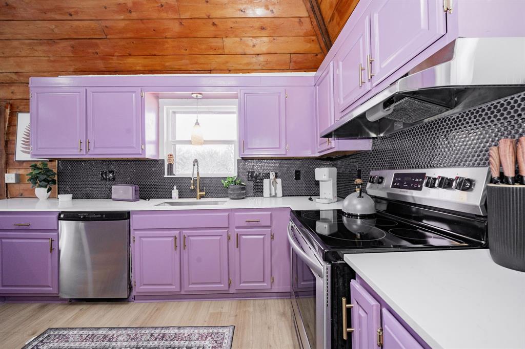 691 Bear Road Property Photo 17
