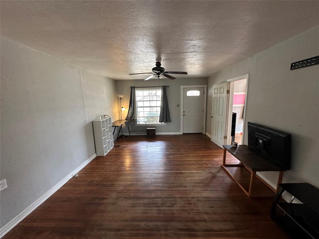 1809 9th Street Property Photo 7
