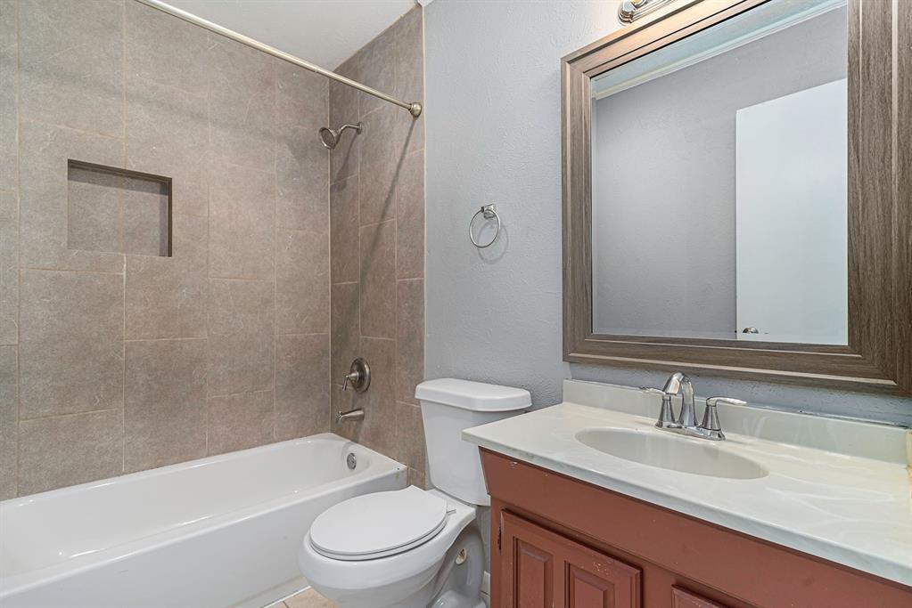 1822 Chamberlain Drive Property Photo 14