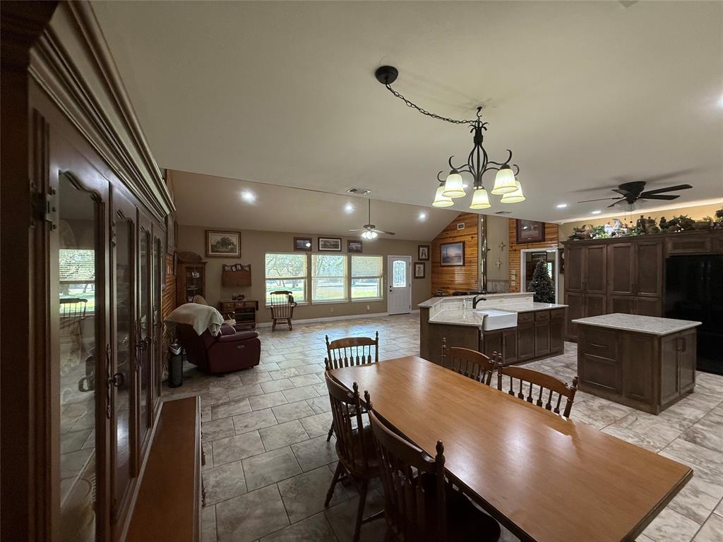 2100 Cr 419 Property Photo 12