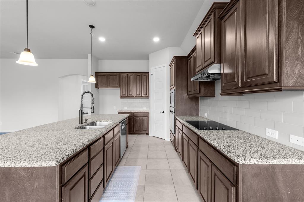 1441 Grassy Meadows Drive Property Photo 14