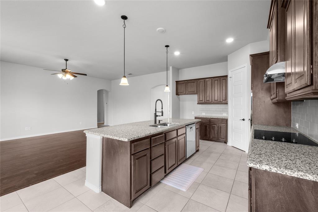 1441 Grassy Meadows Drive Property Photo 15
