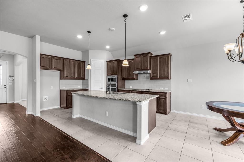 1441 Grassy Meadows Drive Property Photo 16