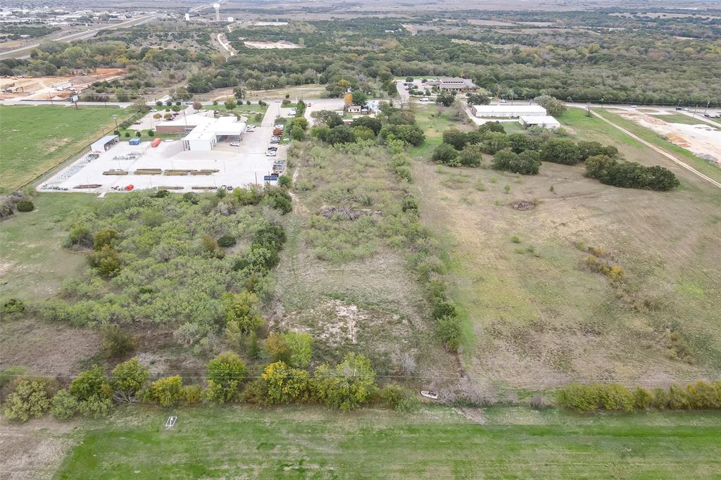 424 Fall Creek Highway Property Photo 7