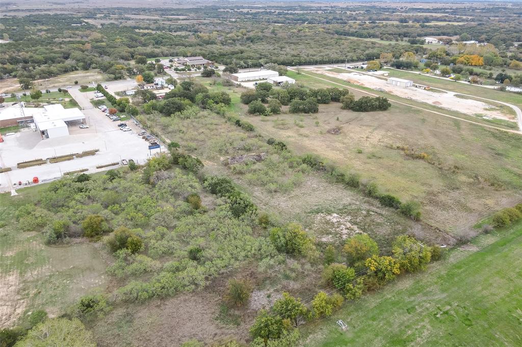 424 Fall Creek Highway Property Photo 8