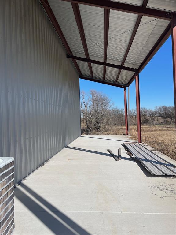 1500 S Smith Road Property Photo 3