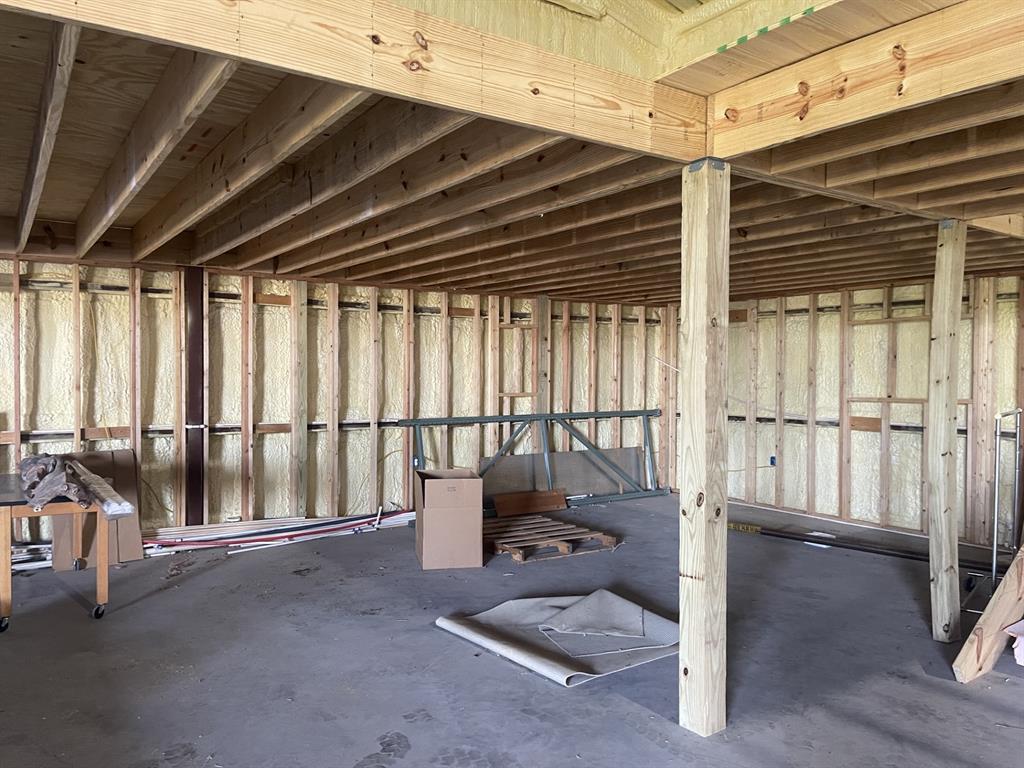 1500 S Smith Road Property Photo 11