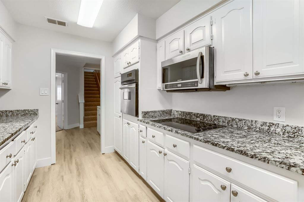10860 Waterbridge Circle Property Photo 6