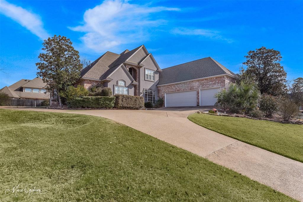1069 Waters Edge Circle Property Photo 1