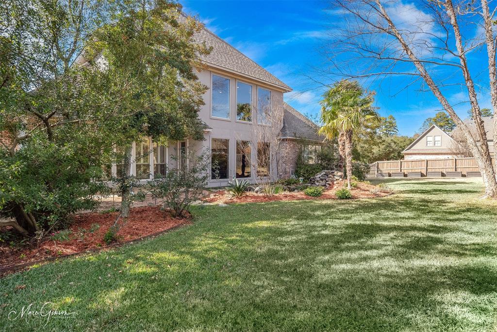 1069 Waters Edge Circle Property Photo 3