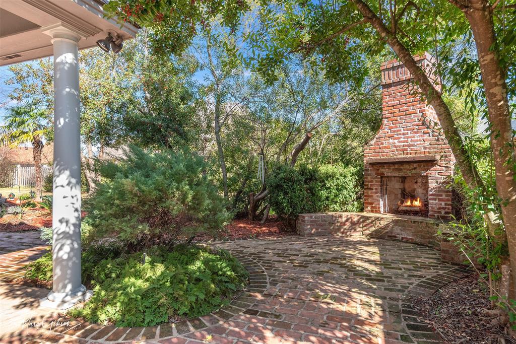 1069 Waters Edge Circle Property Photo 6