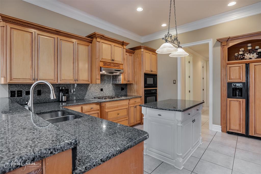 1069 Waters Edge Circle Property Photo 14