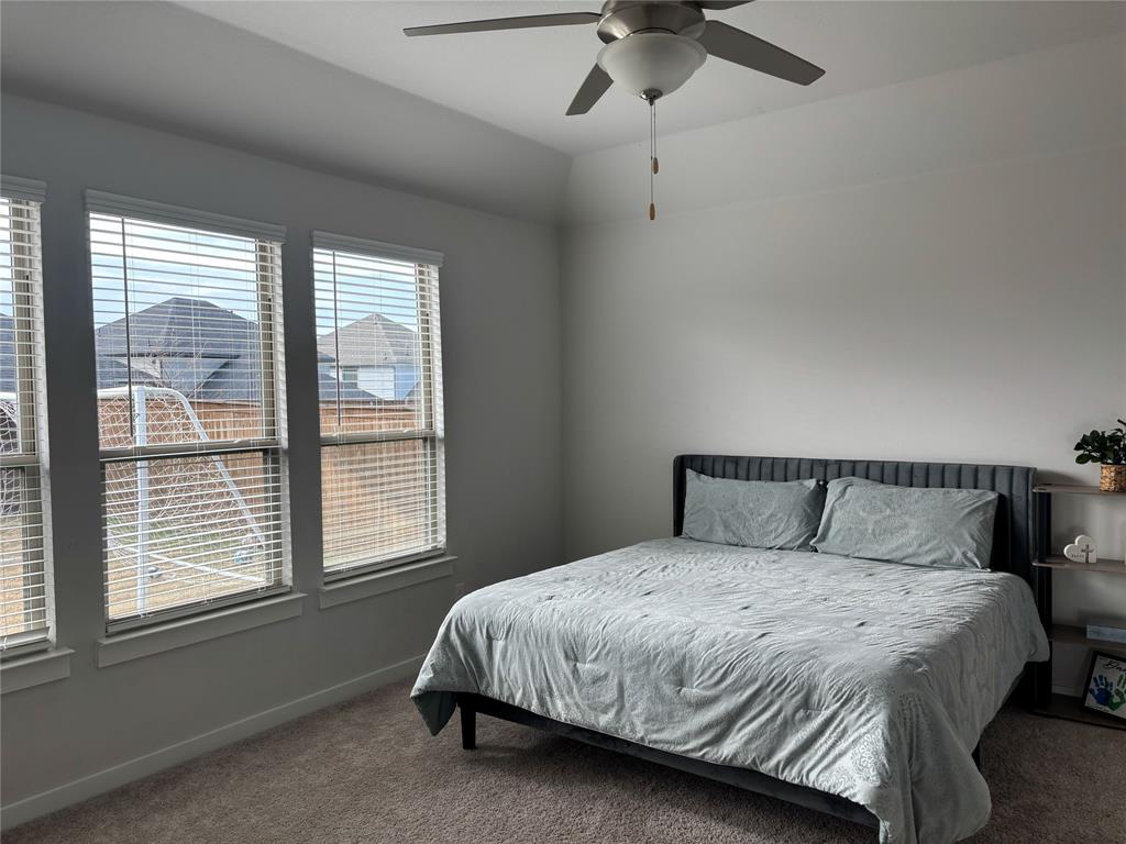 2029 Dovedale Drive Property Photo 9