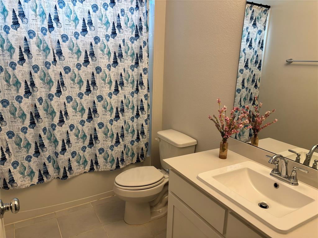 2029 Dovedale Drive Property Photo 11