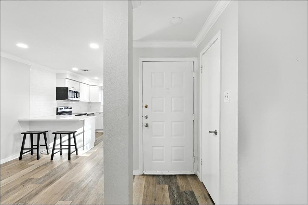 4748 Old Bent Tree Lane 2301 Property Photo 3