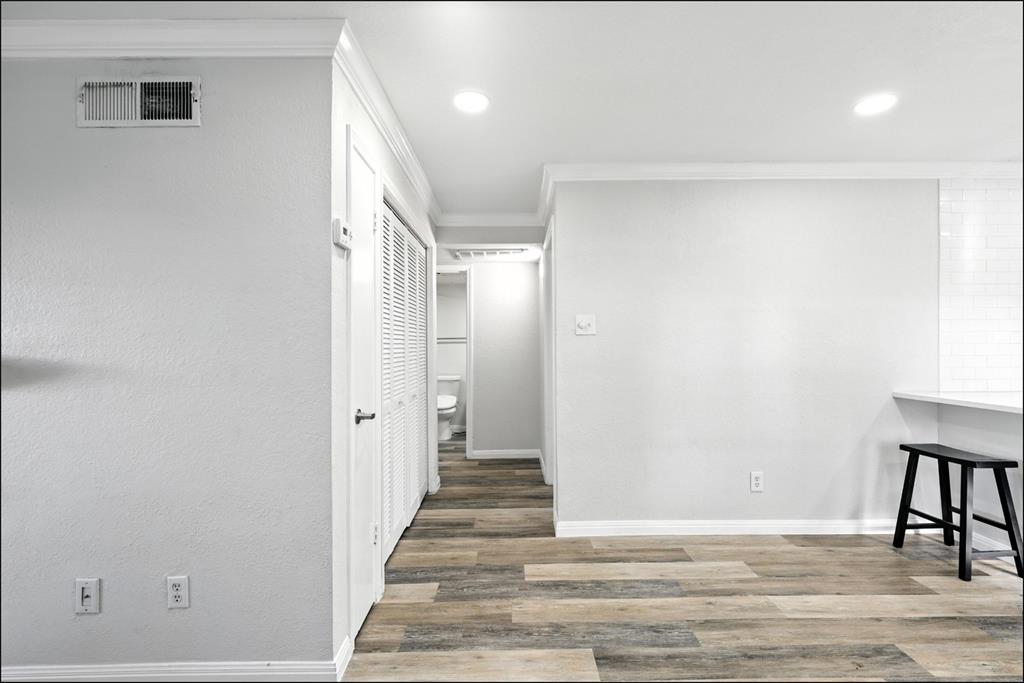 4748 Old Bent Tree Lane 2301 Property Photo 14