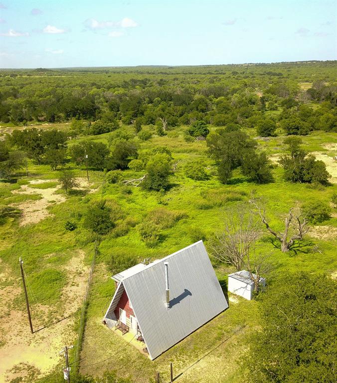 410 County Road 433 Property Photo 3