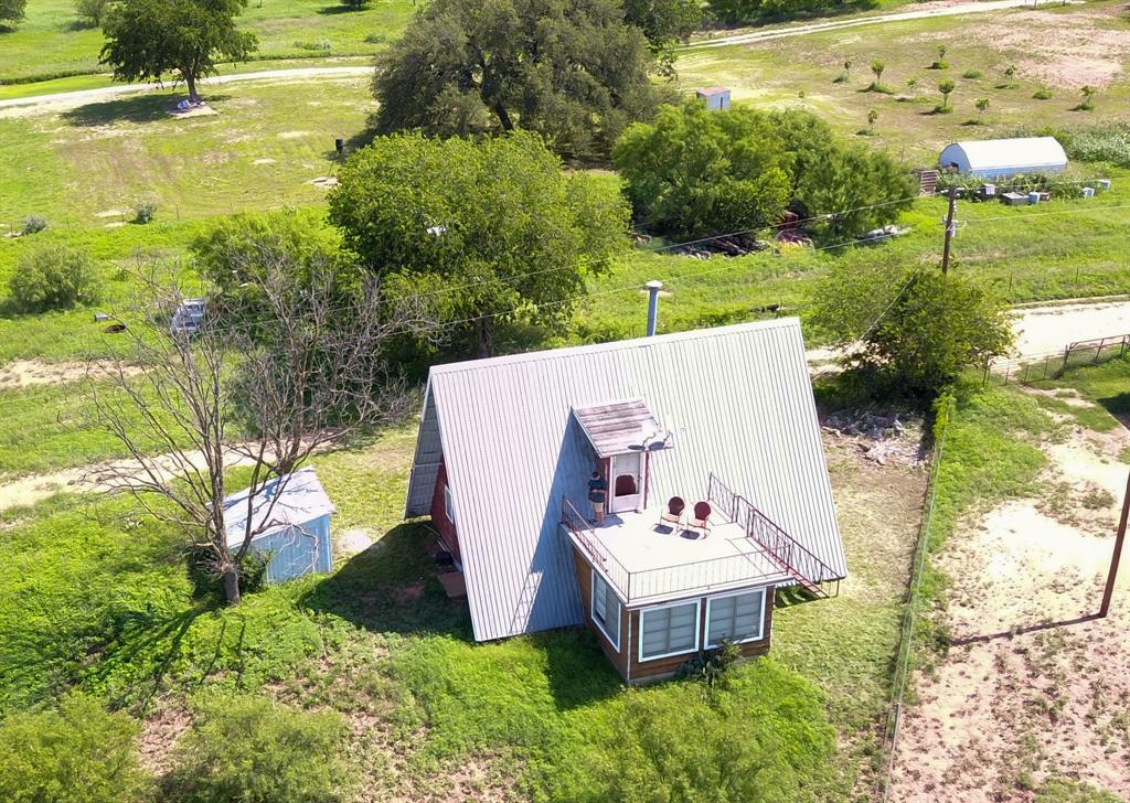 410 County Road 433 Property Photo 4
