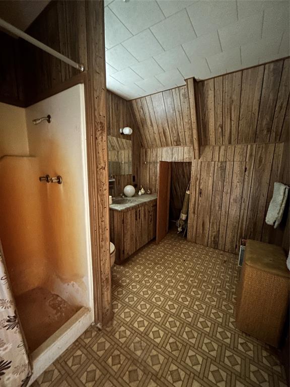 410 County Road 433 Property Photo 12