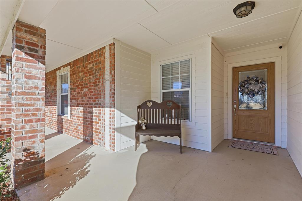 3207 Crossbridge Circle Property Photo 3