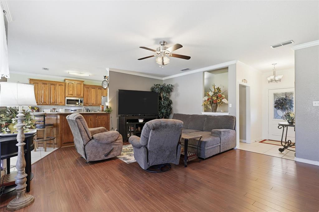3207 Crossbridge Circle Property Photo 6