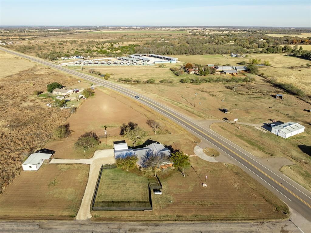 891 Hcr 2124 Loop Property Photo 5