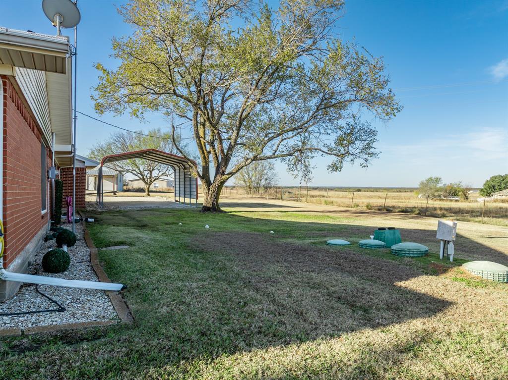 891 Hcr 2124 Loop Property Photo 10