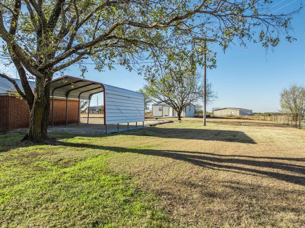 891 Hcr 2124 Loop Property Photo 11