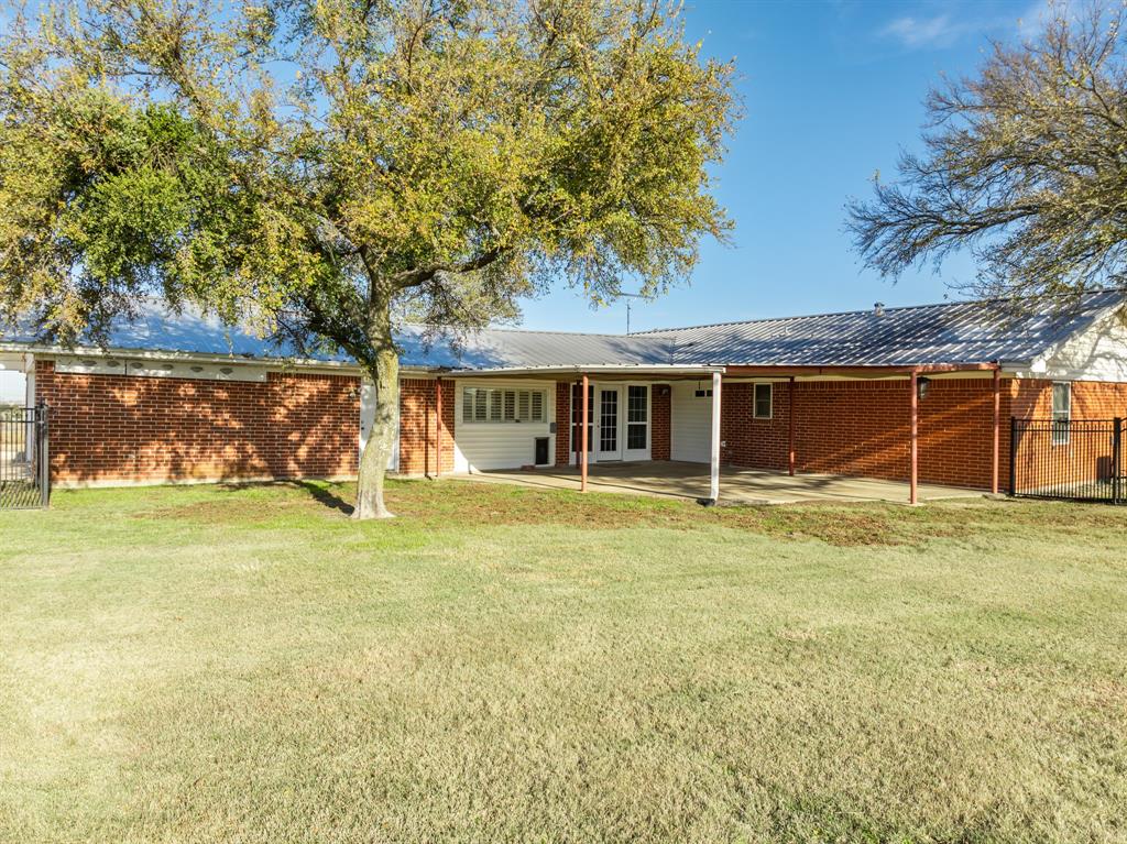 891 Hcr 2124 Loop Property Photo 14
