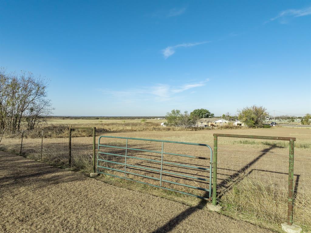 891 Hcr 2124 Loop Property Photo 18