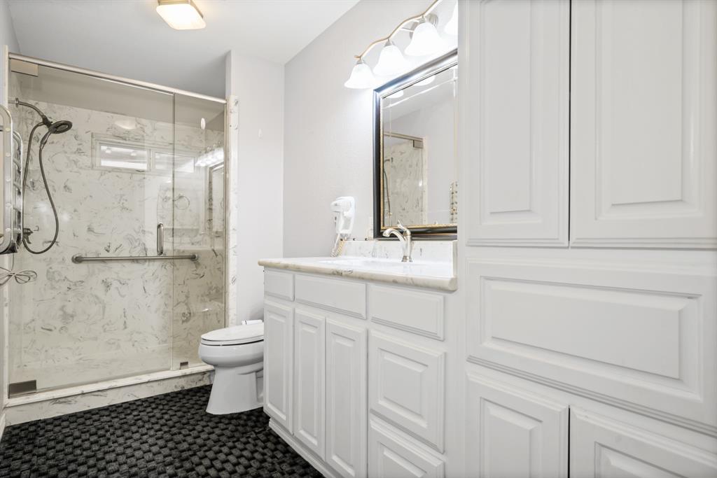 891 Hcr 2124 Loop Property Photo 31