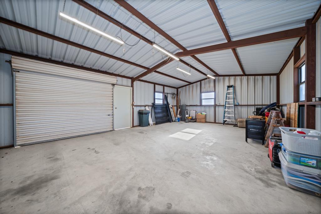 891 Hcr 2124 Loop Property Photo 38