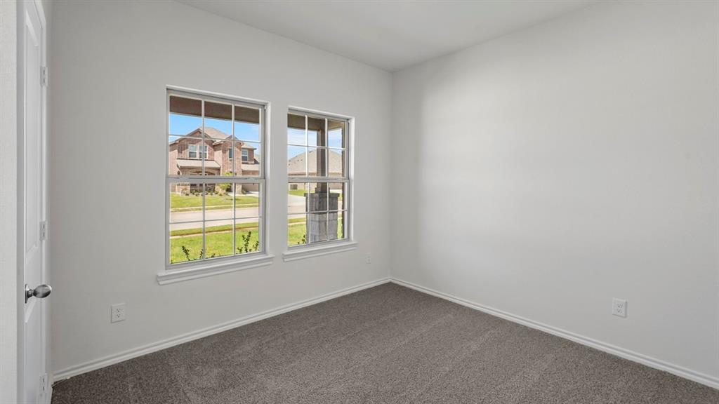 3303 Spaulding Drive Property Photo 4
