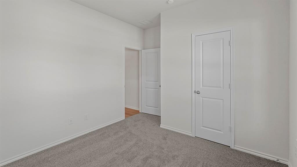 3303 Spaulding Drive Property Photo 6
