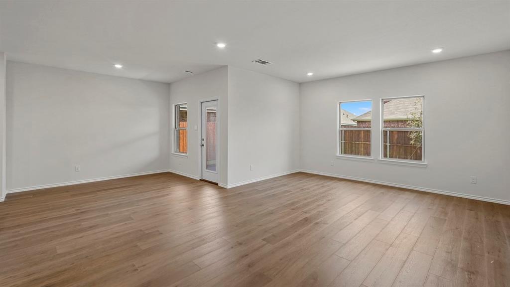 3303 Spaulding Drive Property Photo 26